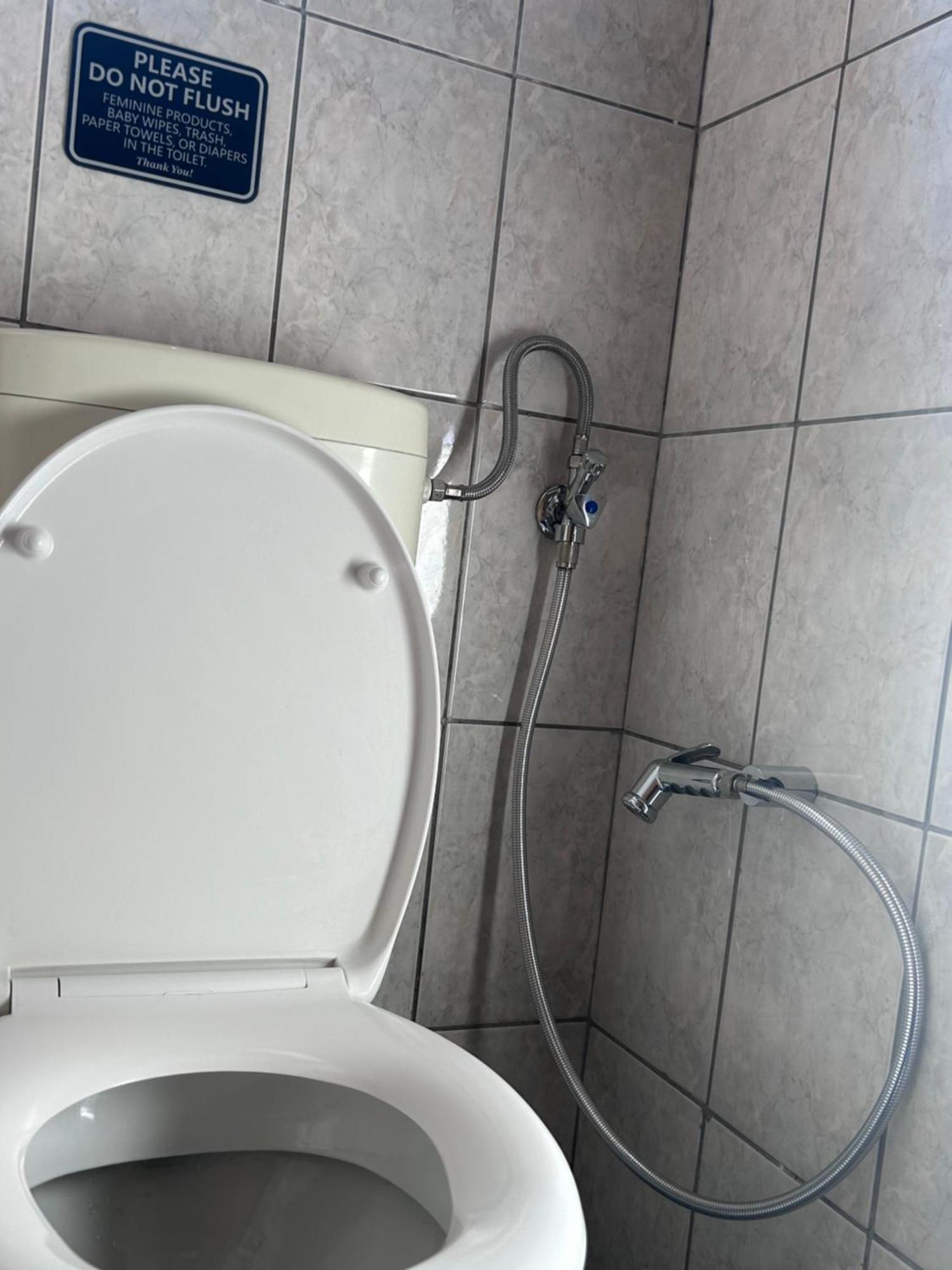 La Bocca - Airport, Parking, Ac, Bidet, Coffee Machine, Ps3 Apartmán *